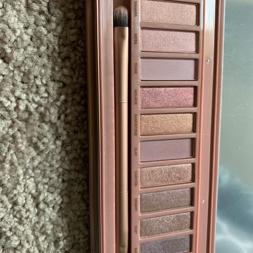 Pure Cosmetics Buff Collection Eye Shadow Palette